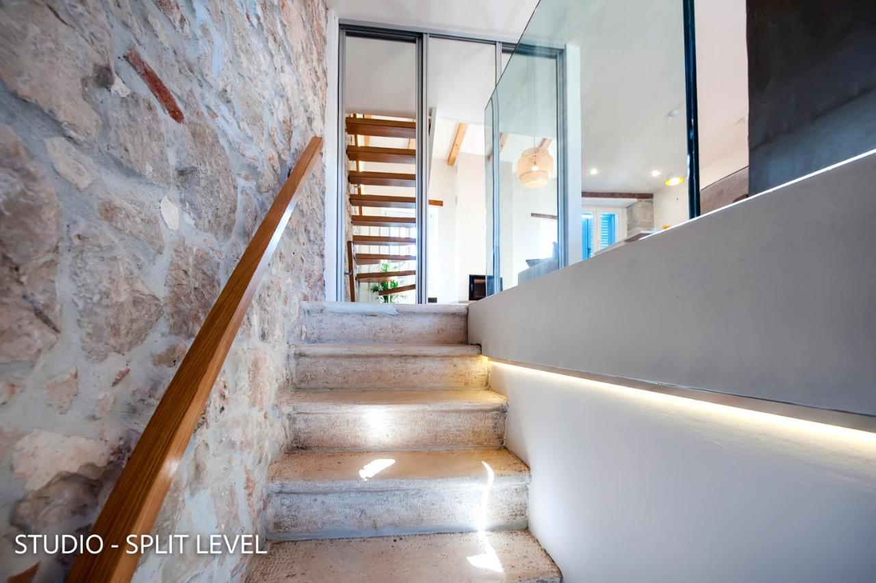 Porta Azzurra Apartments Ровин Екстериор снимка