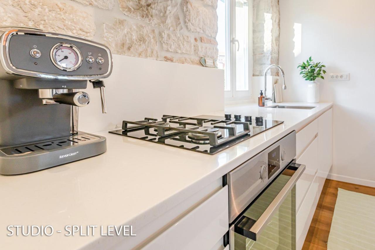 Porta Azzurra Apartments Ровин Екстериор снимка